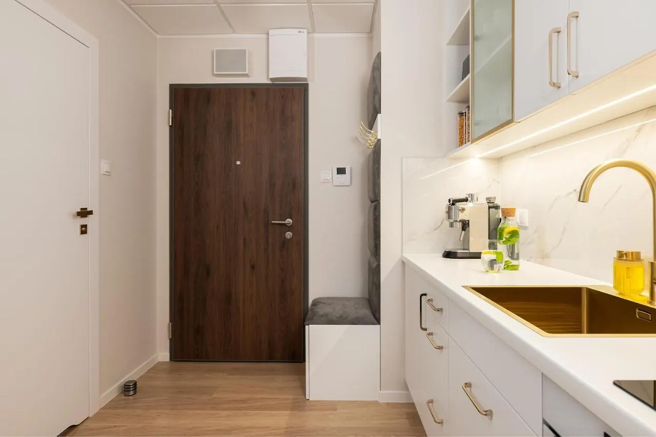 Luxury Design Apartments - Warsaw Tower Bliska Wola Poland