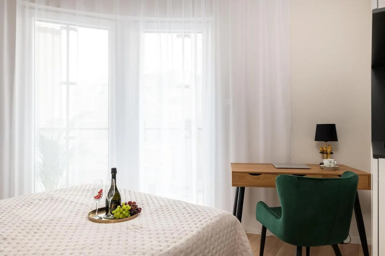 Luxury Design Apartments - Warsaw Tower Bliska Wola Poland