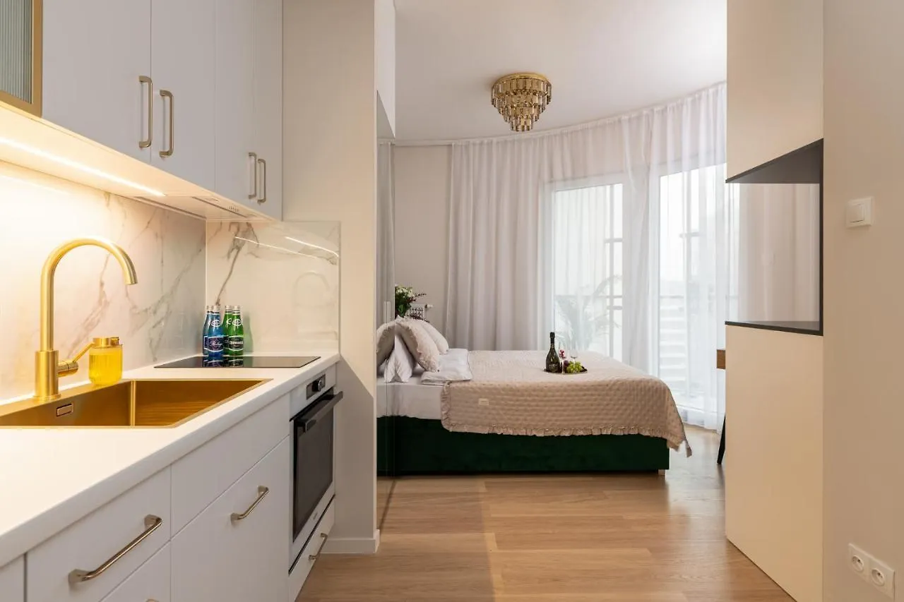 Luxury Design Apartments - Warsaw Tower Bliska Wola
