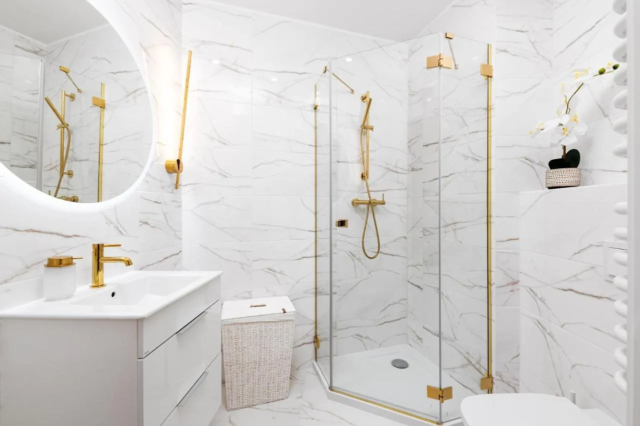 Luxury Design Apartments - Warsaw Tower Bliska Wola 0*,
